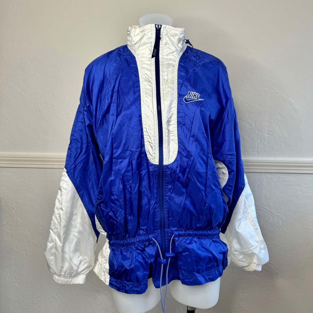 Vintage Embroidered Nike Shellsuit Jacket